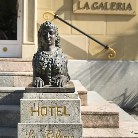 La Galeria