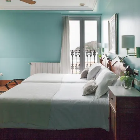 La Galeria Hotell 2*